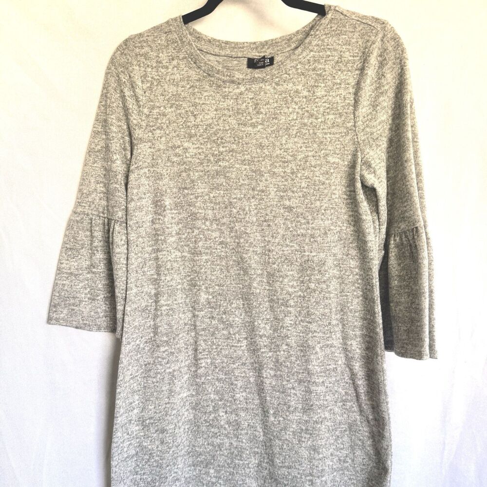 a.n.a A New Approach Heather Gray Bell Sleeve Dress Size Small Sweater Soft Line